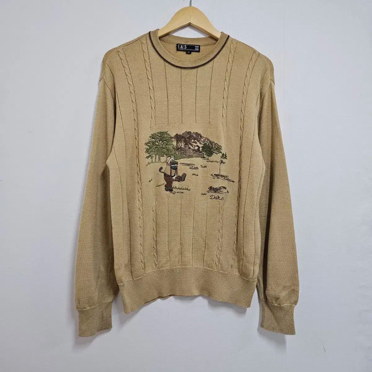 【雷市場（ポンジャン）商品韓国直送】 DAKS(ダックス) 刺繡 ヴィンテージ ニット セーター 95 ー 100