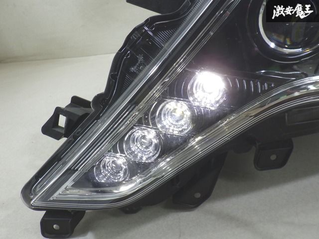 ランドクルーザー プラド TRJ150W 中期 純正 ヘッドライト 左右 LED KOITO
