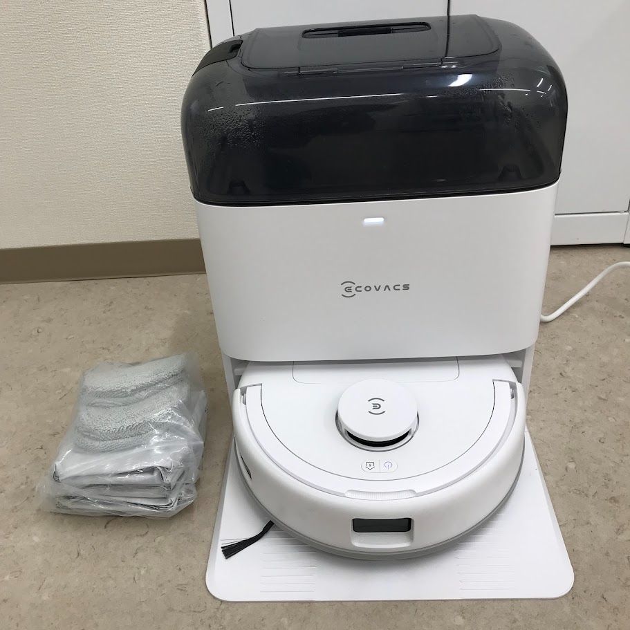 通電 済 ECOVACS ロボット掃除機本体 水タンク付 型番 CH24B7