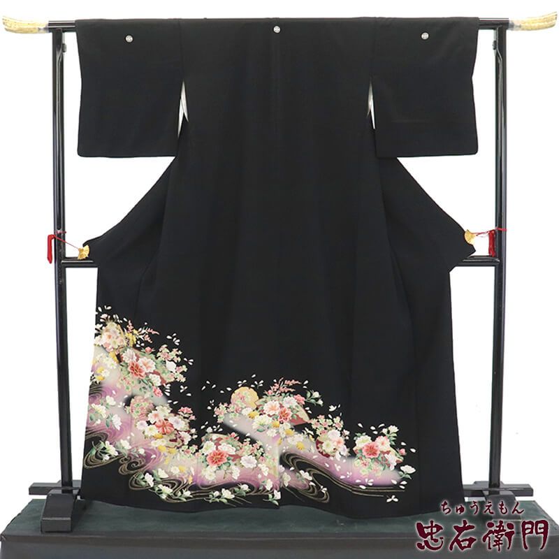 黒留袖 販売 単品 礼装 着物 和装 フォーマル 正絹 黒 丸に横木瓜 流水 雪輪 地紙文 身丈165cm 裄丈66cm 結婚式 母親 Ｍ~Ｌサイズ相当