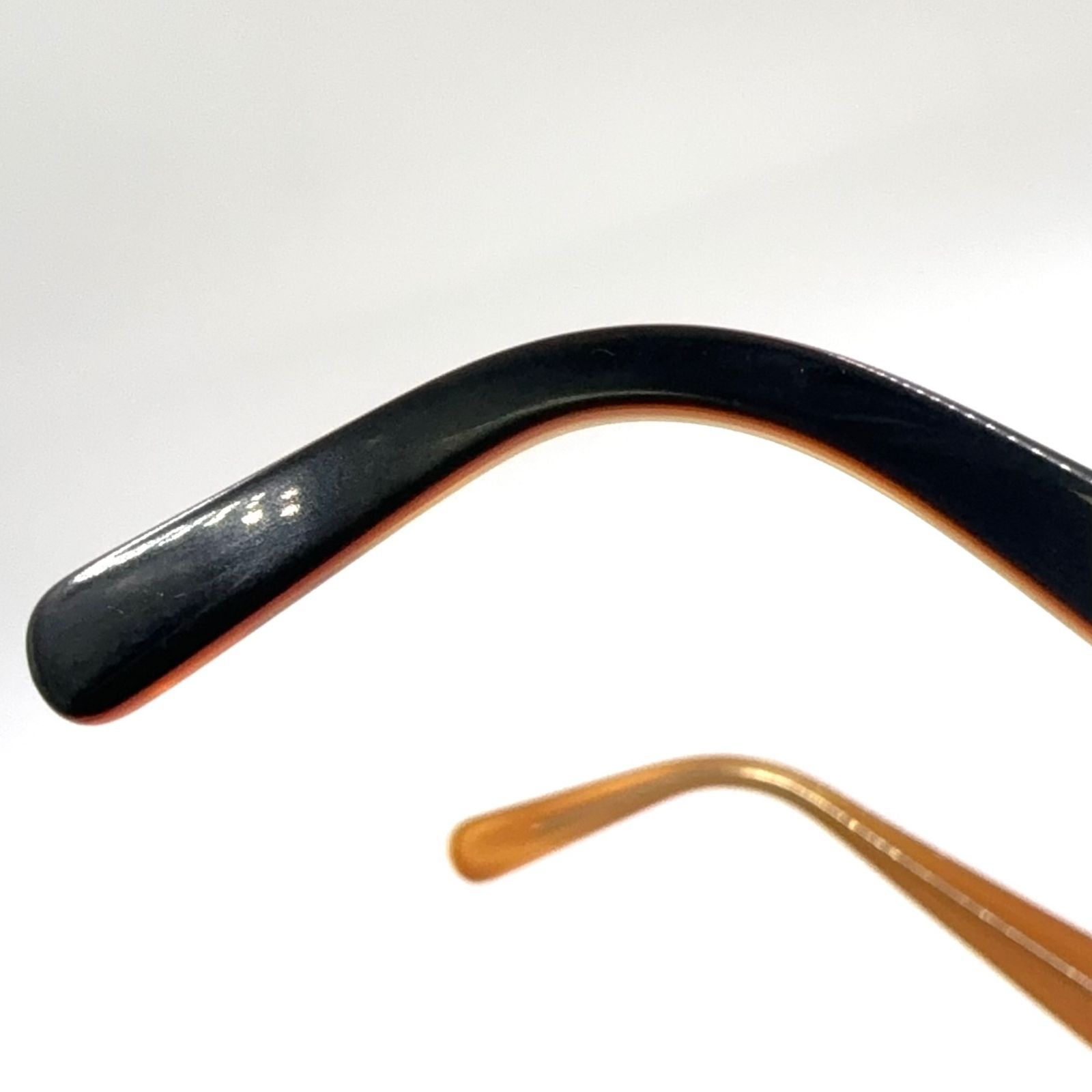 プラスチック イエロー×ブラック