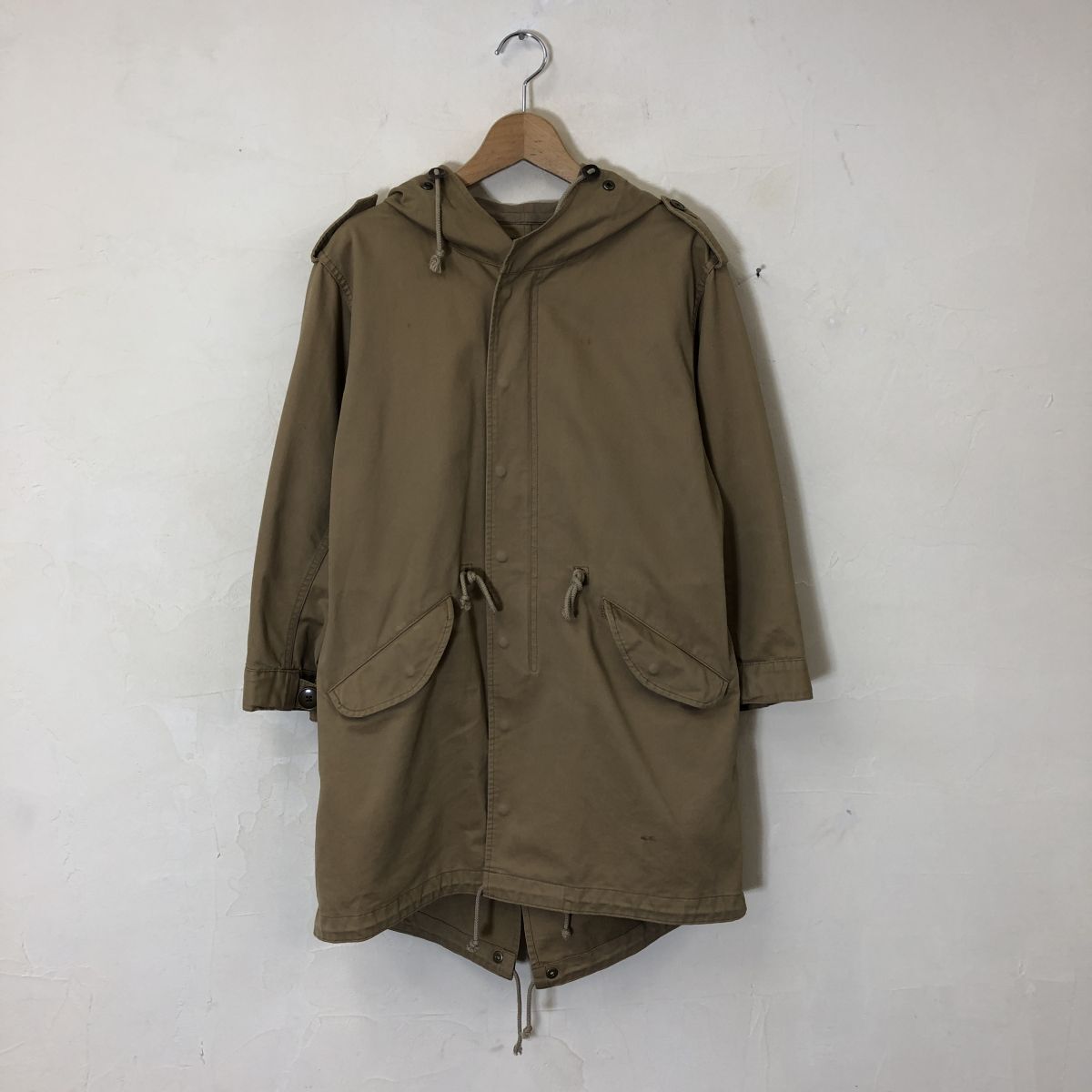 UNITED ARROWS ベージュ/イエロー ウールコート 冬の注目アウター32選 OUTERWEAR GUIDE | ユナイテッドアローズ