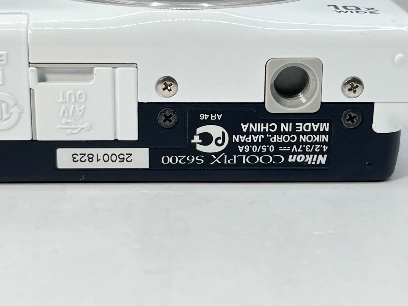 美品 Nikon COOLPIX S6200 コンパクトデジタルカメラ ホワイト 光学10