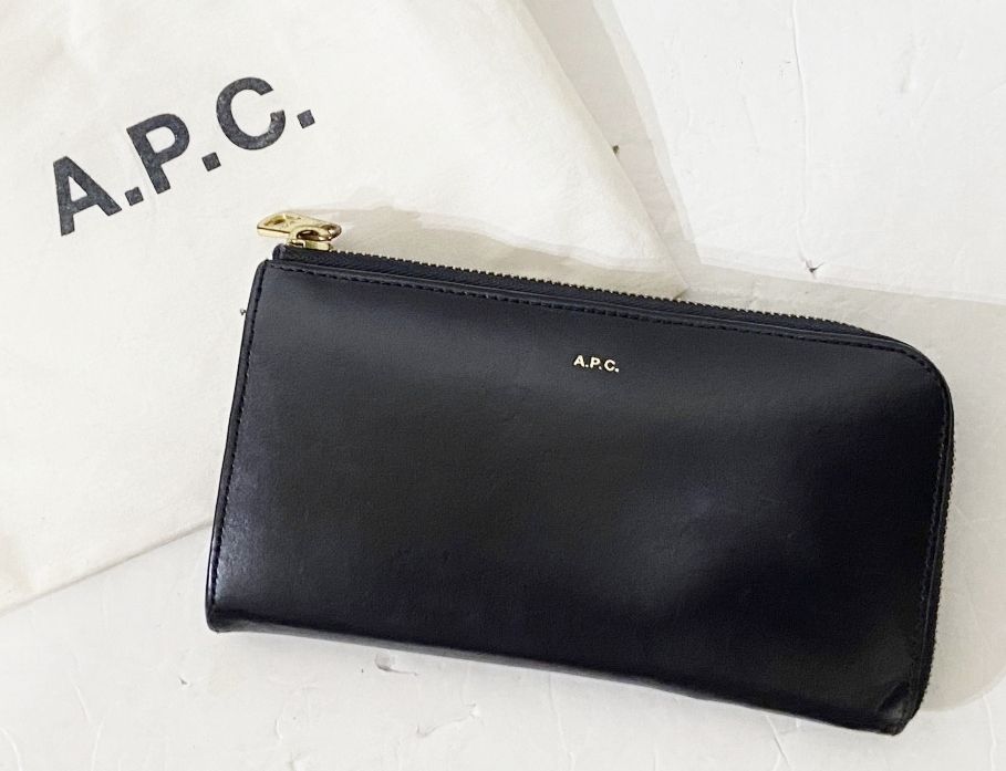 A.P.C.｜アーペーセー ロゴ刻印 L字ジップ レザー長財布 ブラック 