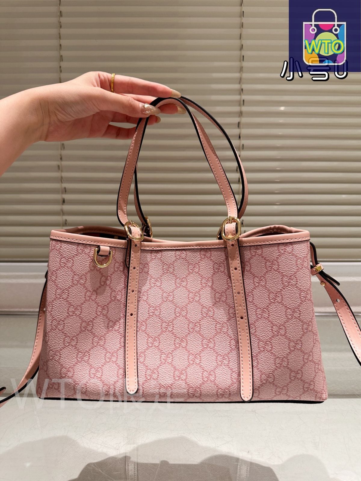 グッチ　ピンク　スモール　トートバッグ GUCCI グッチ トートバッグ スウィング レザー ピンク