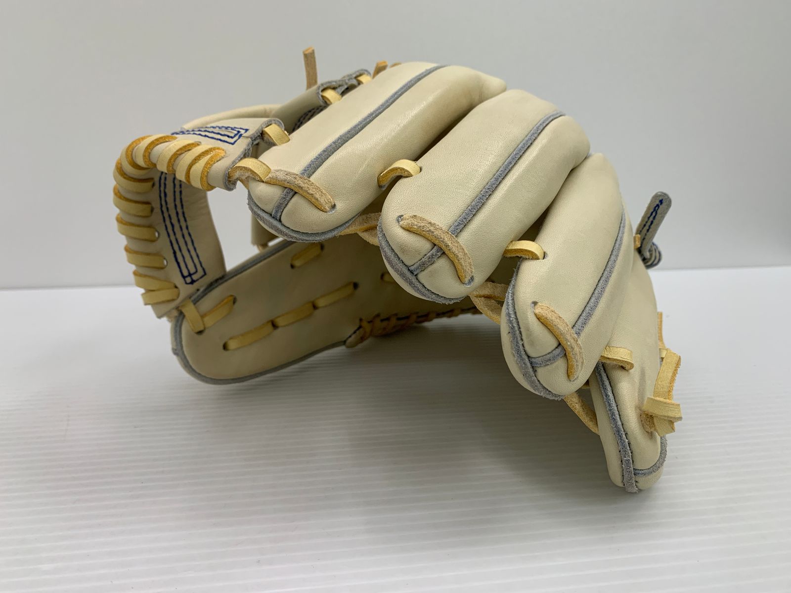 中古品 てっぺん TEPPEN 硬式 内野手用グローブ MIE 刺繡入り 3868 中古品 てっぺん TEPPEN 硬式 内野手用グローブ MIE 刺繡入り