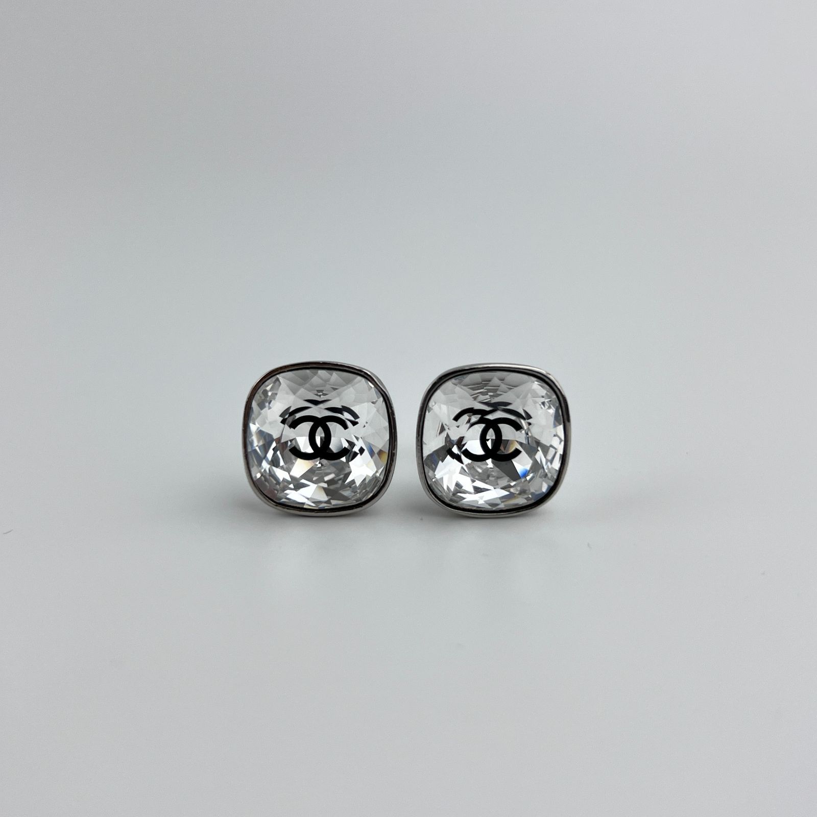CHANEL シャネル ココマーク アクセサリー イヤリング シルバー ラインストーン B17B ヴィンテージ レディース HIBUOCHI VINTAGE