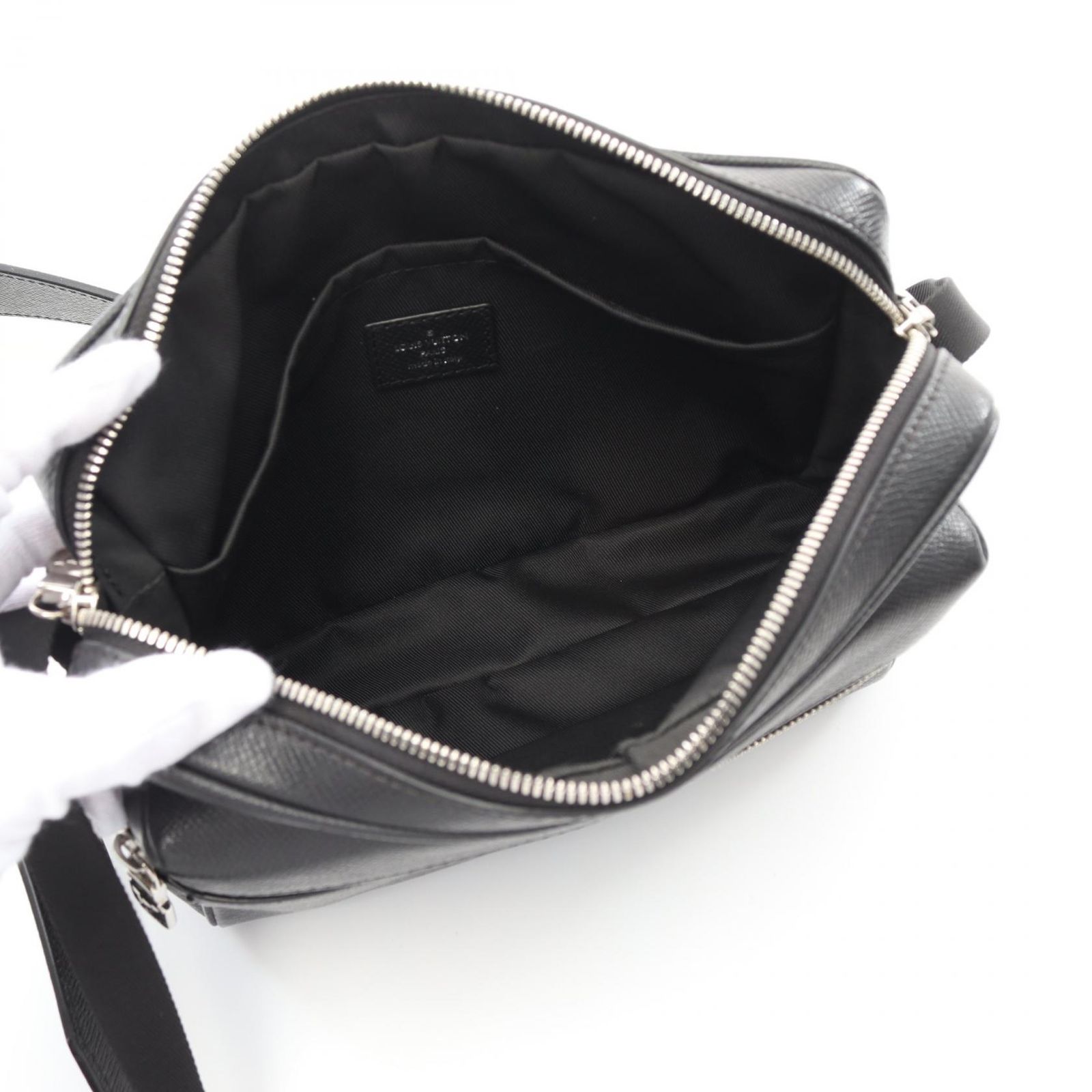 ルイ・ヴィトン LOUIS VUITTON ショルダーバッグ アウトドア 