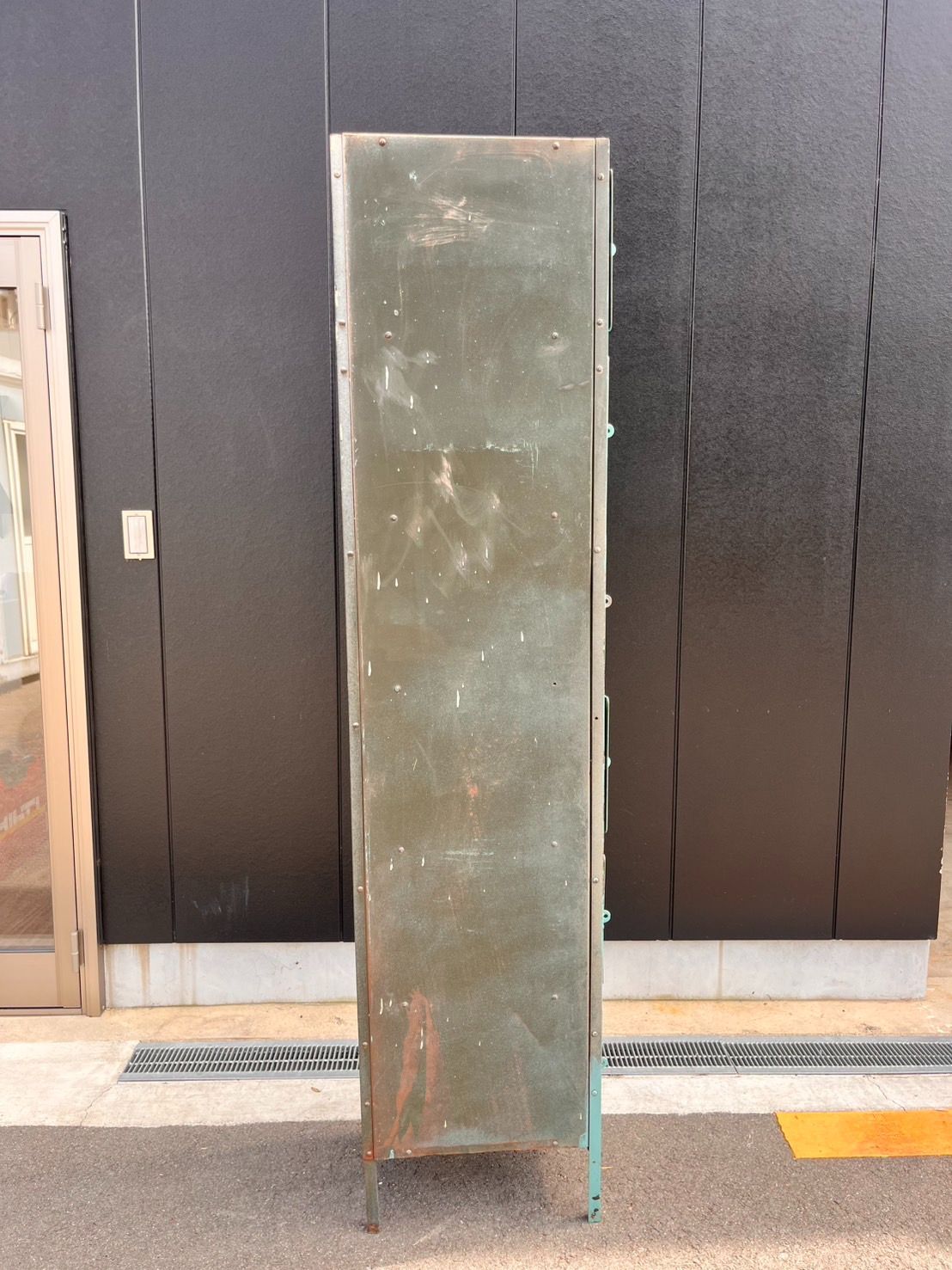 All Steel 社 のヴィンテージスチールロッカー MARWIL-DEMENAGEMENTS_CH