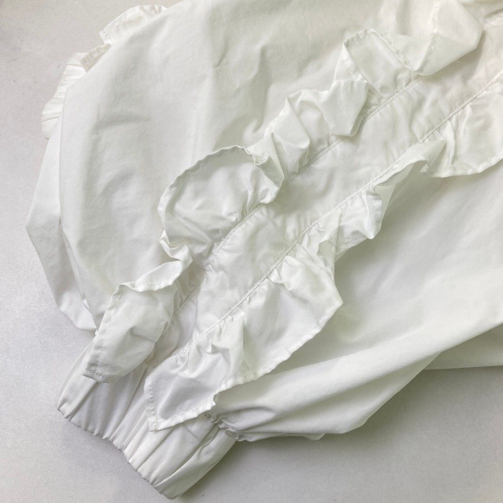 【本日限定お値下げ】yori バックフリルブラウス　ホワイト バックフリルブラウス | all item| yori