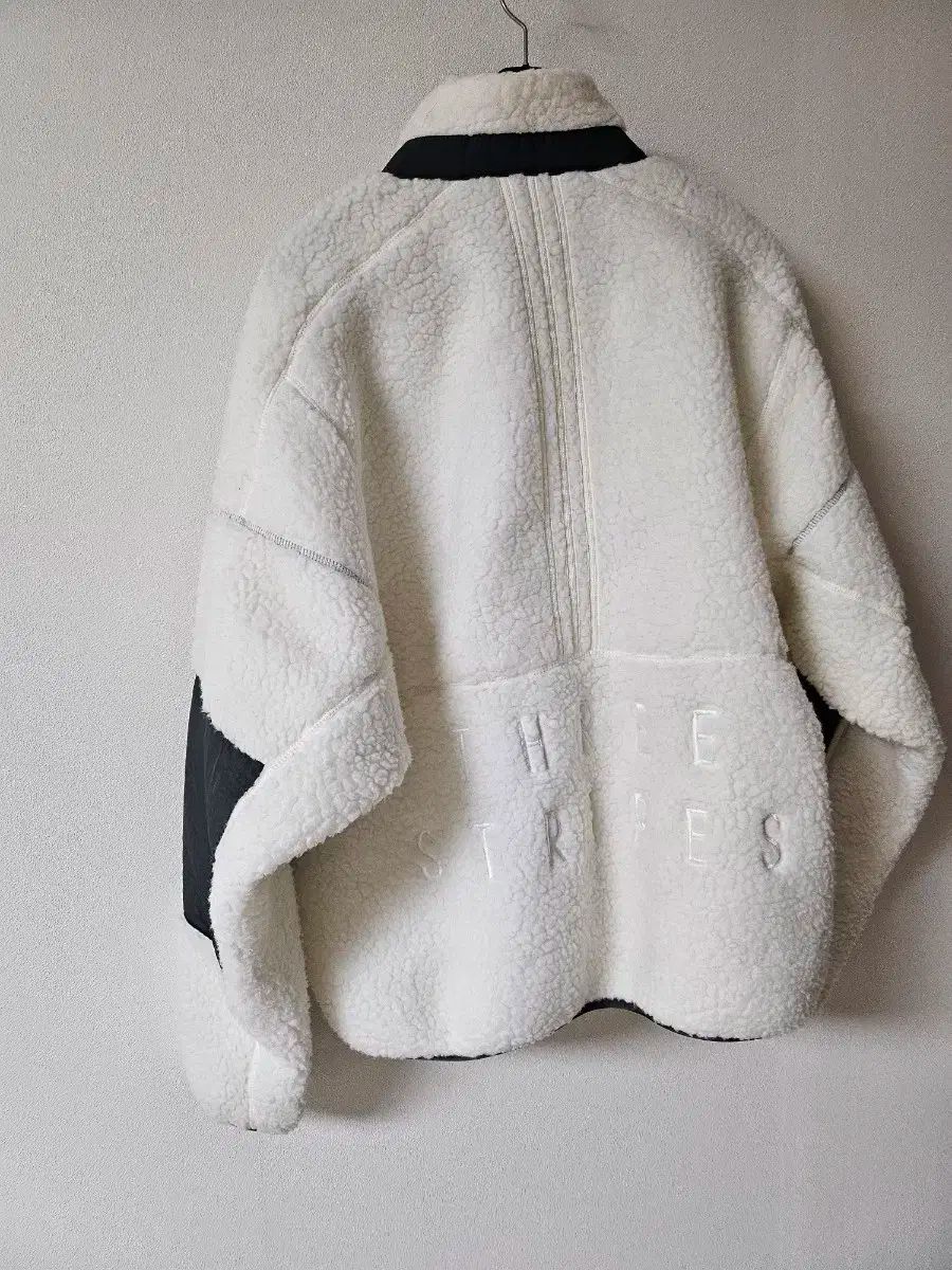 アディダス フリース