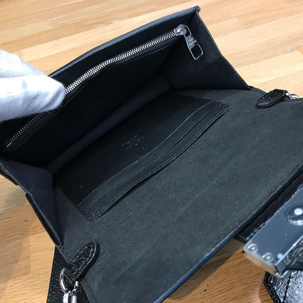 超美品】ルイヴィトン モノグラムジャイアント リバース バムバッグ 