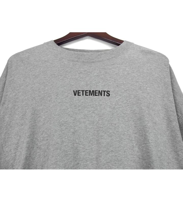 ヴェトモン VETEMENTS □ 19AW 【 UAH20TR611 】 ロゴ プリント 半袖 T