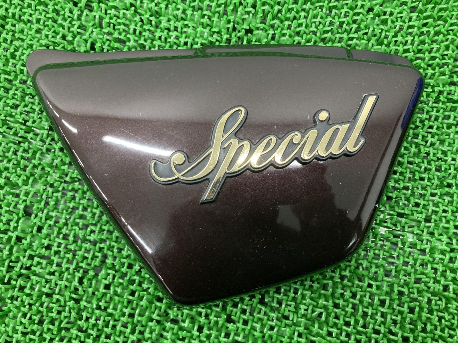 XJ650SP サイドカバー 左 ワイン 4H7 ヤマハ 純正 中古 バイク 部品 4L6 エンブレム付き 品薄 希少品 コケキズ無し 車検 Genuine