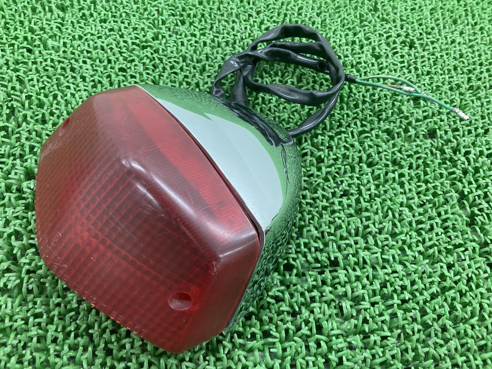 スティード400 テールランプ 040-0083 ホンダ 純正 中古 バイク 部品 NC26 PC21 STEED ノーマル 割れ欠け無し 車検 Genuine