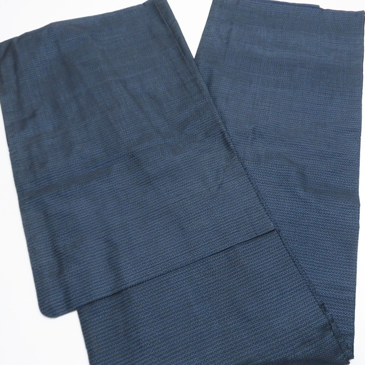 品質保証で、高速配送！ T17 着物 正絹 男物 大島紬 まとめ売り ５点 イチゴの大島 ワゴンセールも実施中。