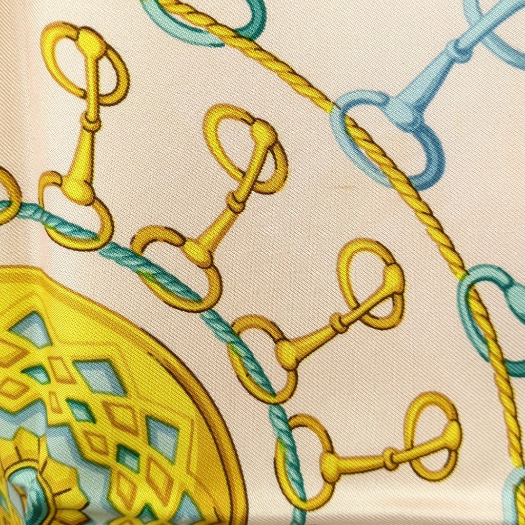 シルクスカーフ