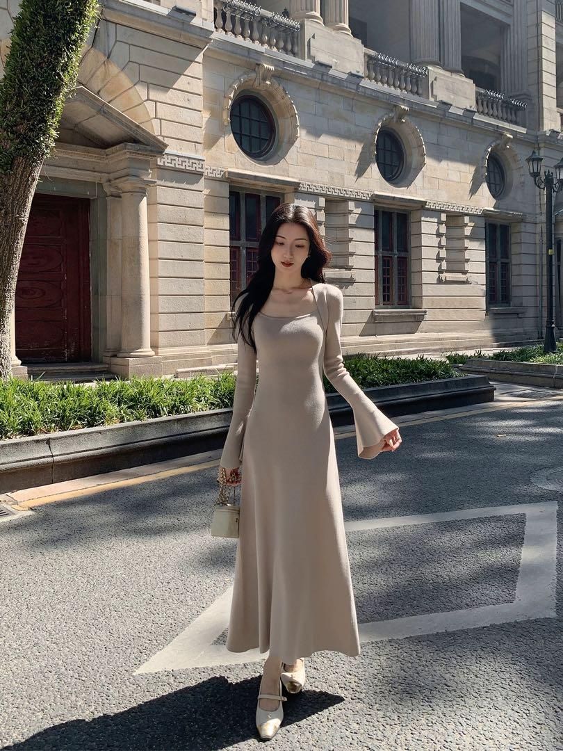 上品ロングニットワンピース