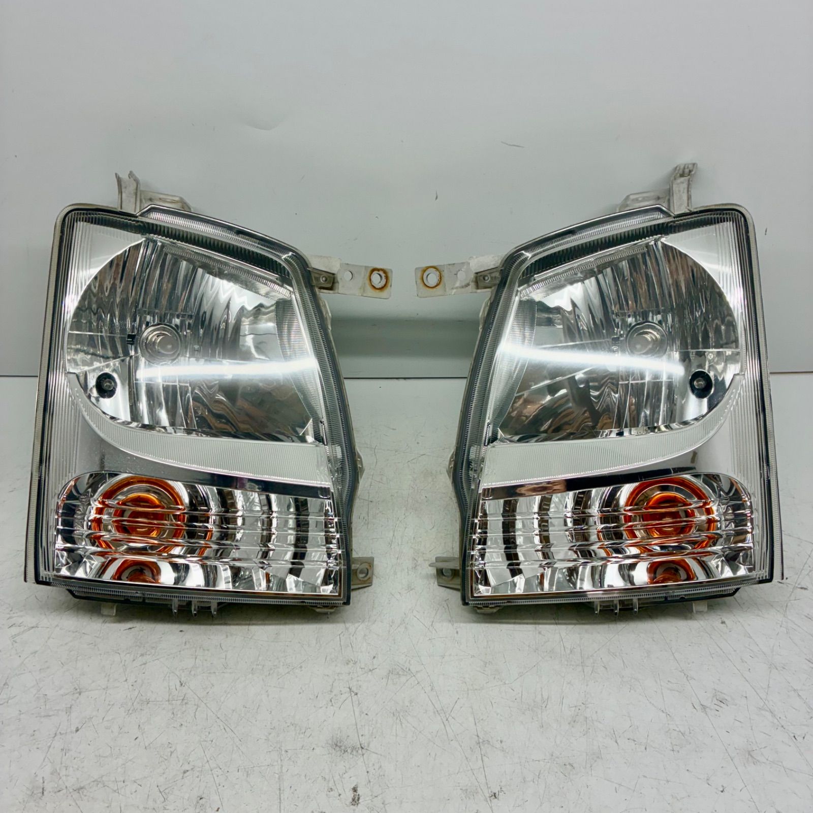 コーティング済 スズキ MH21S MH22S ワゴンR 後期 ヘッドライト ランプ レンズ 左右セット LR ハロゲン koito 100-59122 P71481