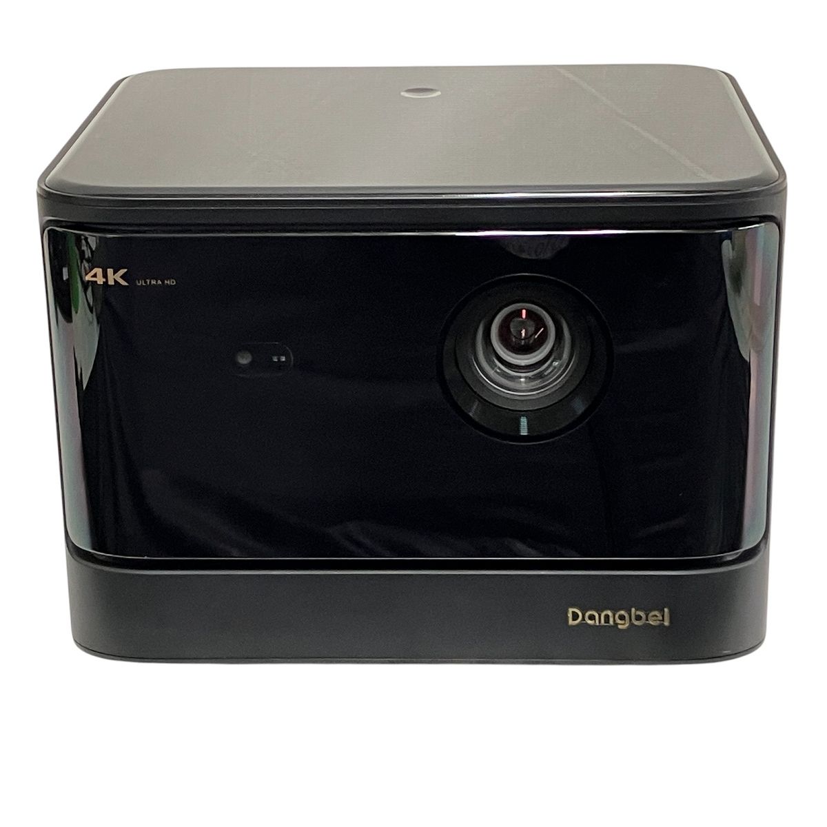 Dangbei dbox02 レーザー プロジェクター 4K 映像 家電 中古