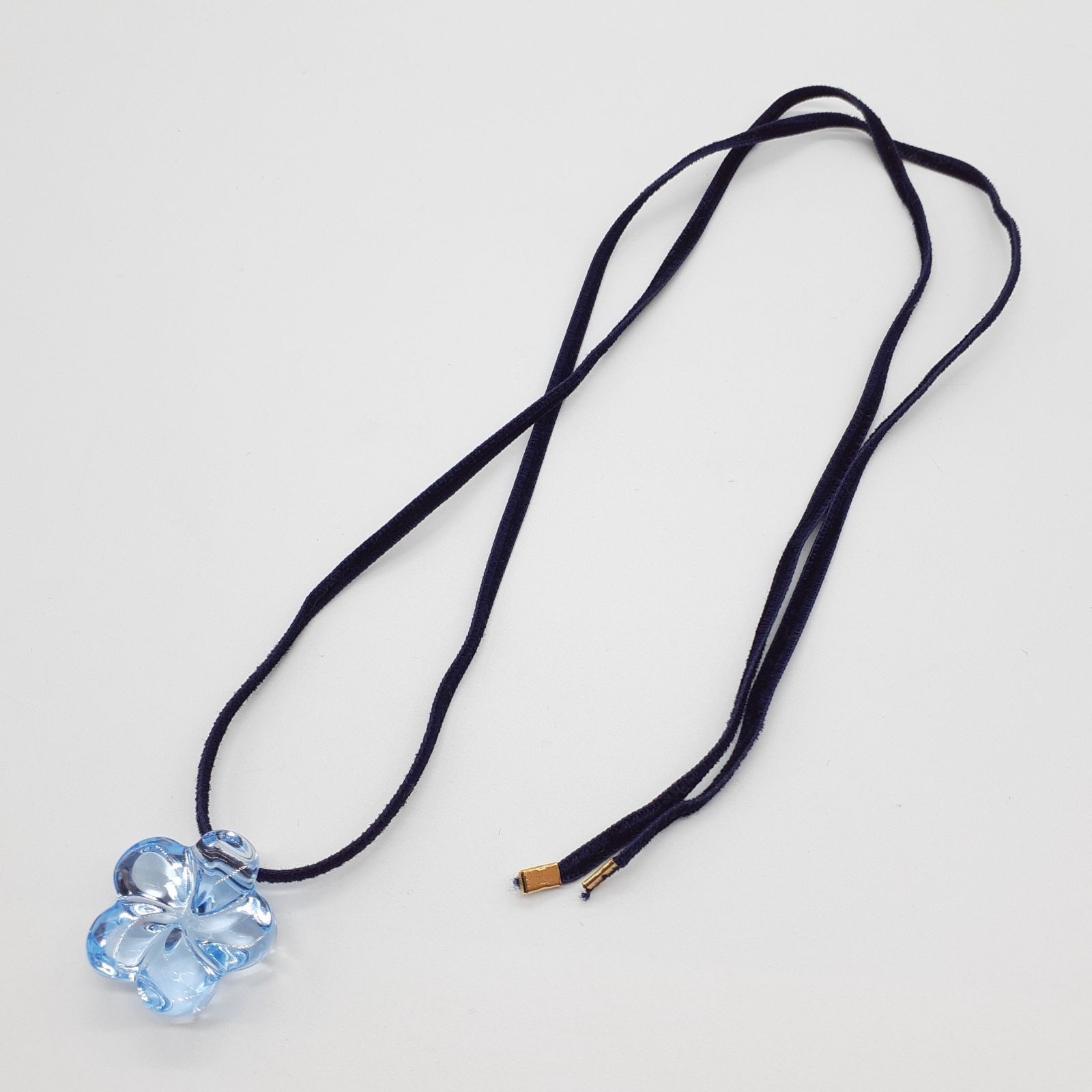 【良品】バカラ チョーカー 花型 バカラ ネックレス ○ フラワー 花 クリア ペンダント