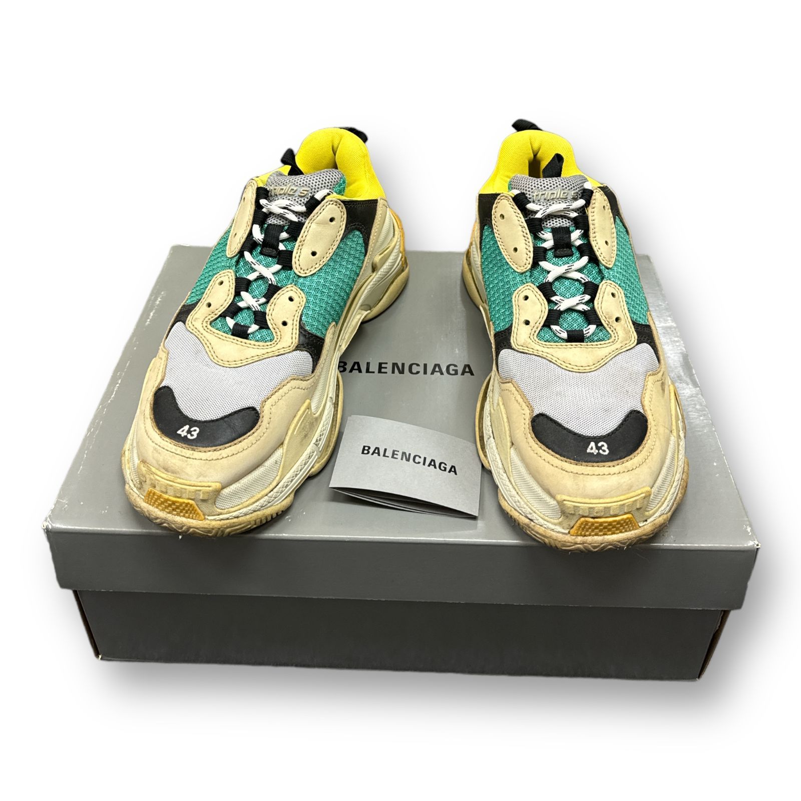 BALENCIAGA Triple S トリプルエス スニーカー ダッドスニーカー