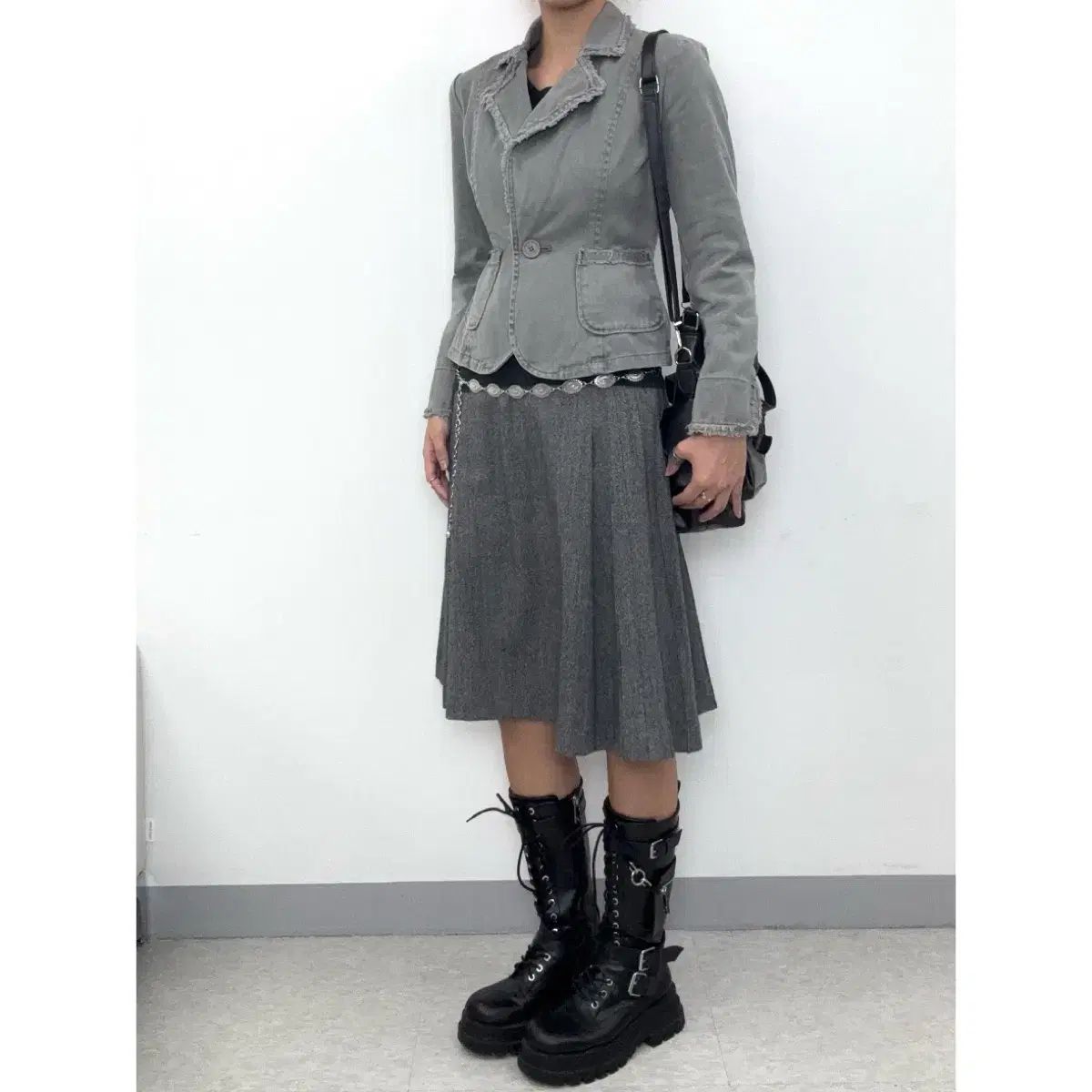 新作アイテムが満載。 日本 ヴィンテージ グレー ブラックデニム デニム フリンジ ジャケット ブレザー アウター 全国送料無料！