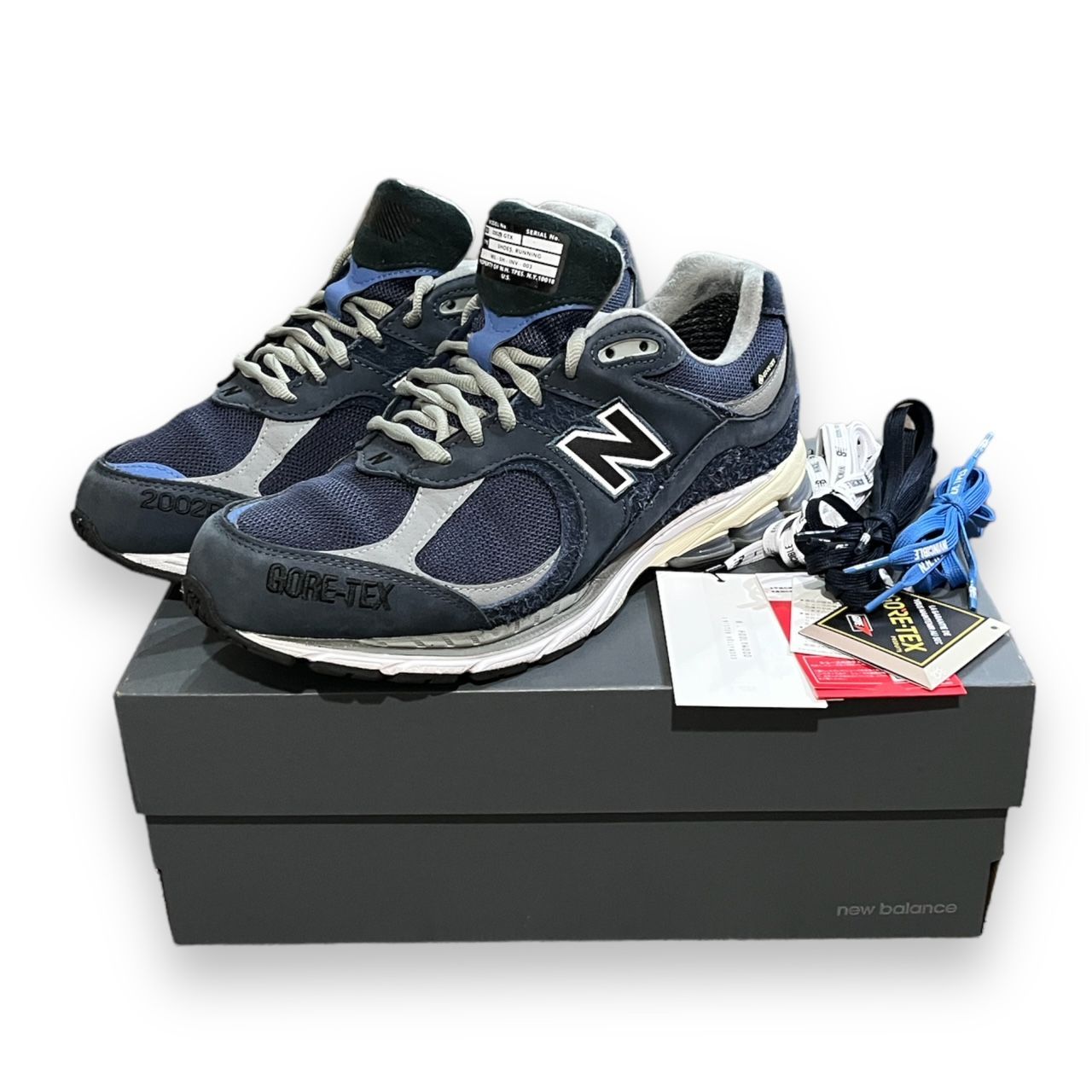 N.HOOLYWOOD INVINCIBLE New Balance M2002RXH スニーカー 