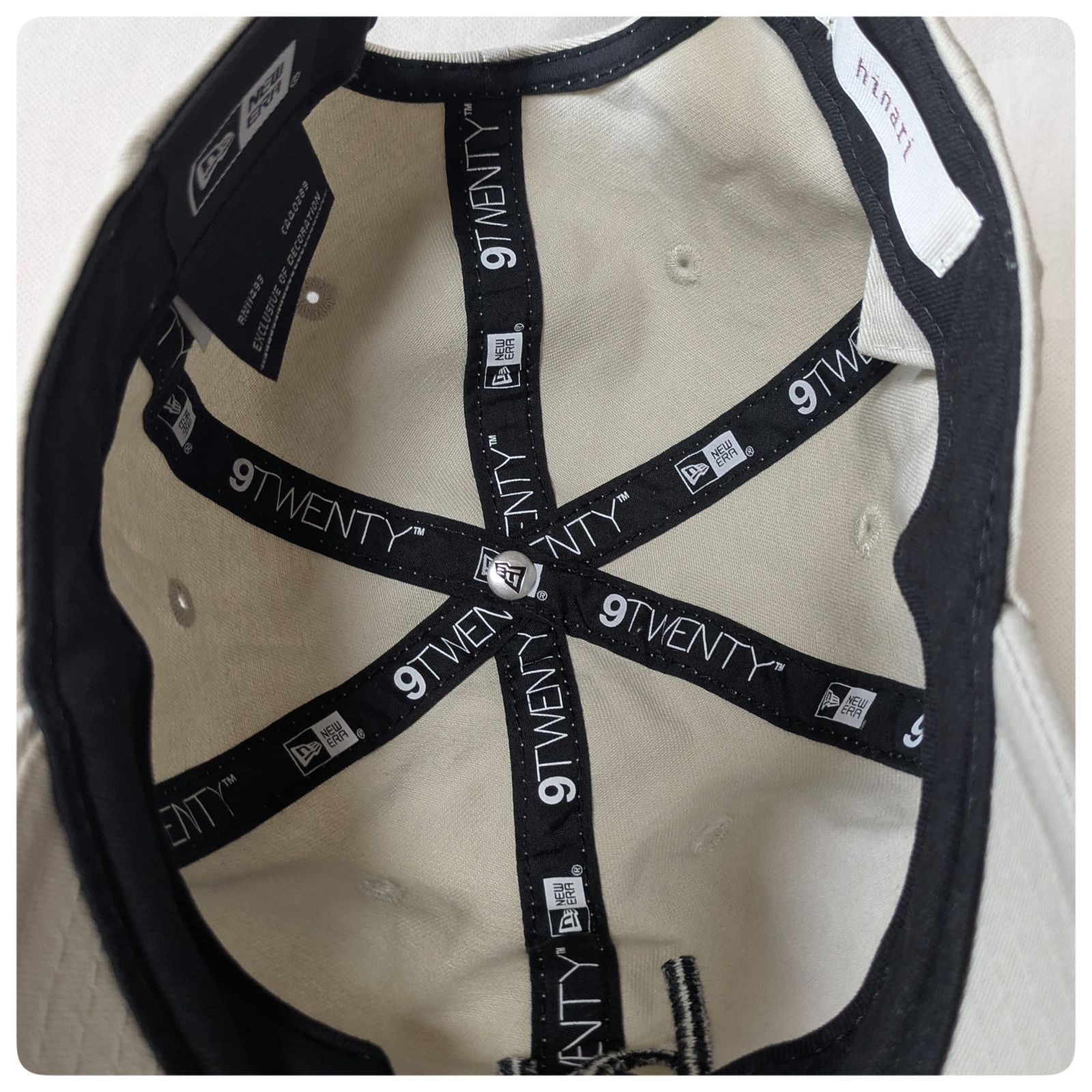 hinari ヒナリ　newERA ニューエラ　コラボキャップ　アイボリー　新品 hinari（ヒナリ）の「hinari × newera collaboration CAP