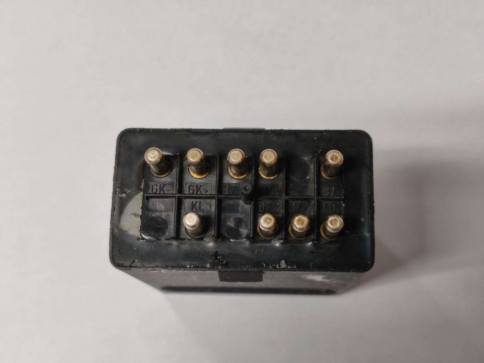 稼働テスト済 料品 メルセデスベンツ 純正 W124 AC エアコンプレッサーリレー エアコン 0035455605