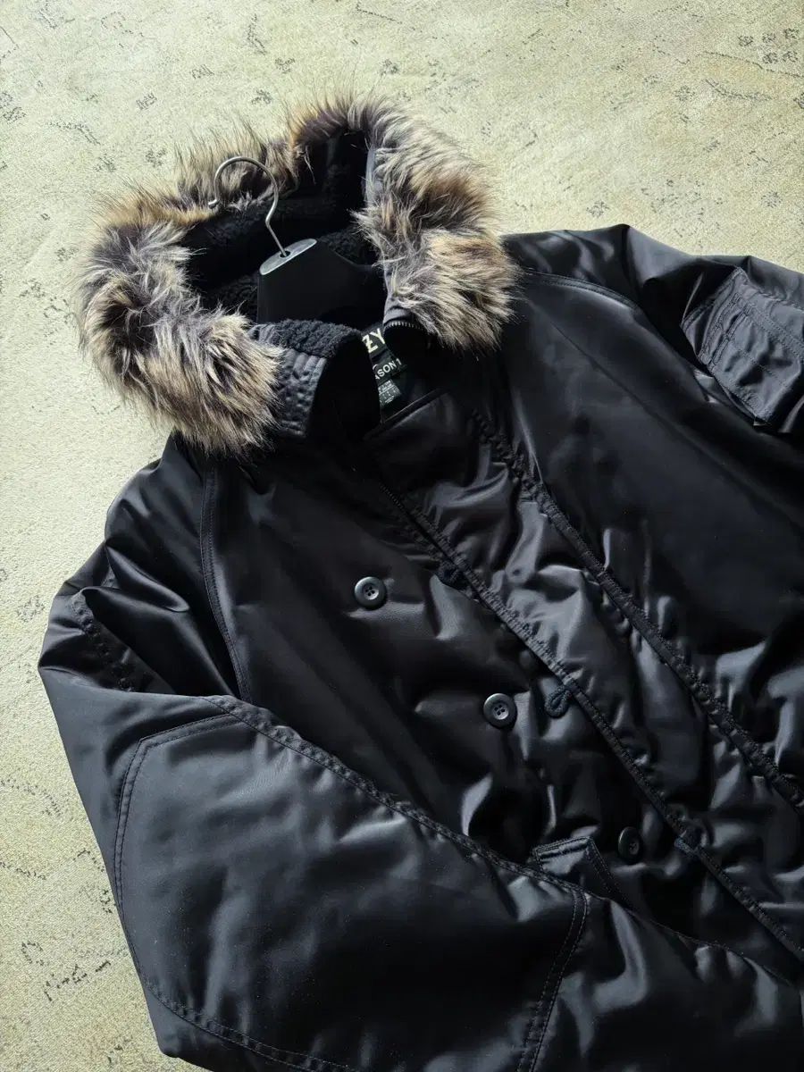 L イージーシーズン 1 YEEZY パーカー