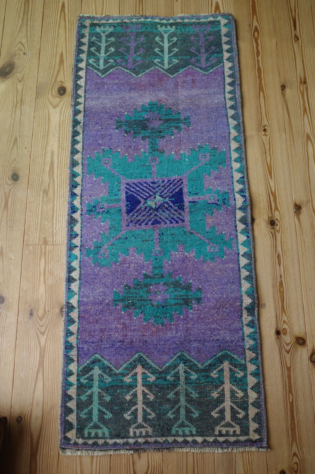 トルコ ヴィンテージラグ スモールラグ パープル