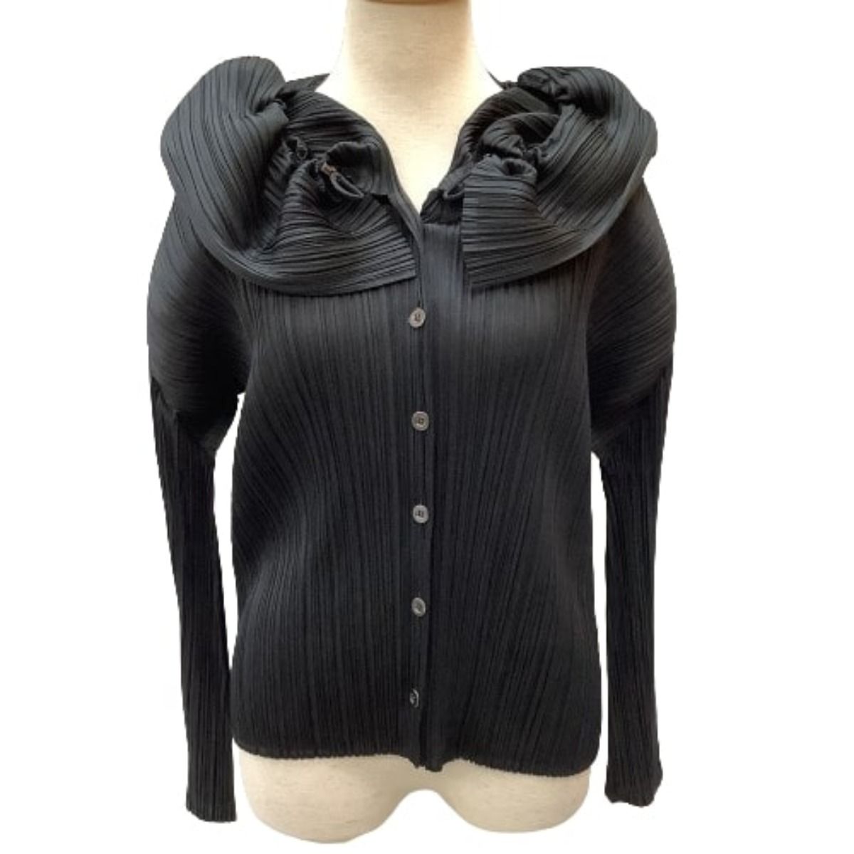 プリーツプリーズ　デニム調シャツ　ブラック　サイズ3 プリーツプリーズ デニム調シャツ ブラック サイズ3 2025年最新