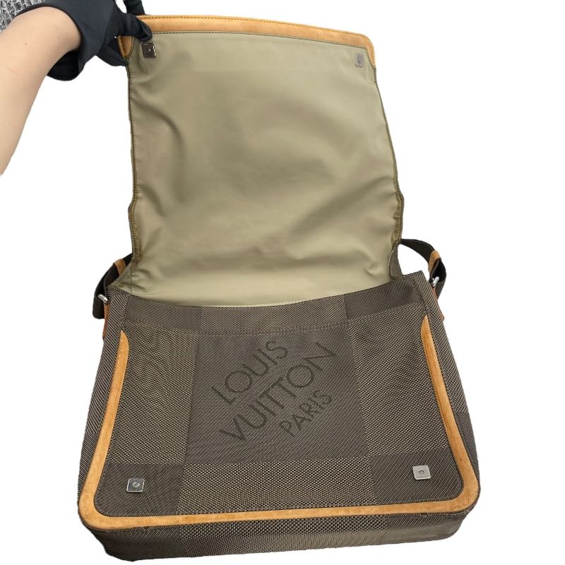 ルイ・ヴィトン LOUIS VUITTON メサジェ M93030 ブラウン ダミエ