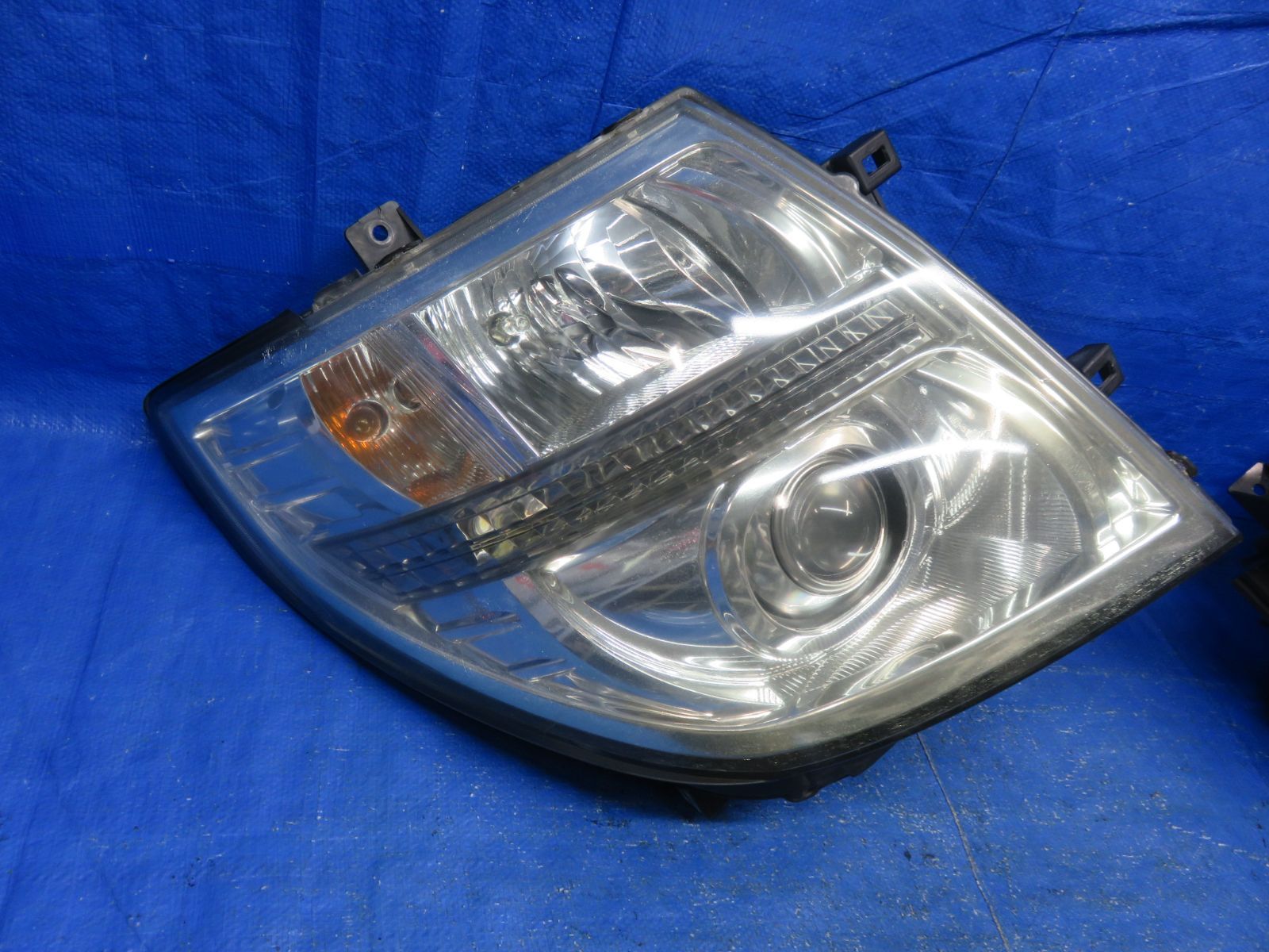 ヘッドライト HID