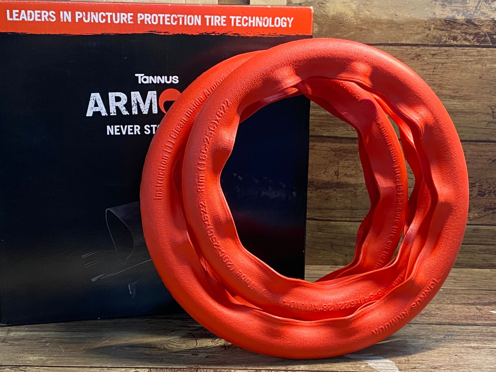 HL507 タンナス Tannus アーマー ARMOUR パンクガード インサート 700X(28-34) 赤 未使用