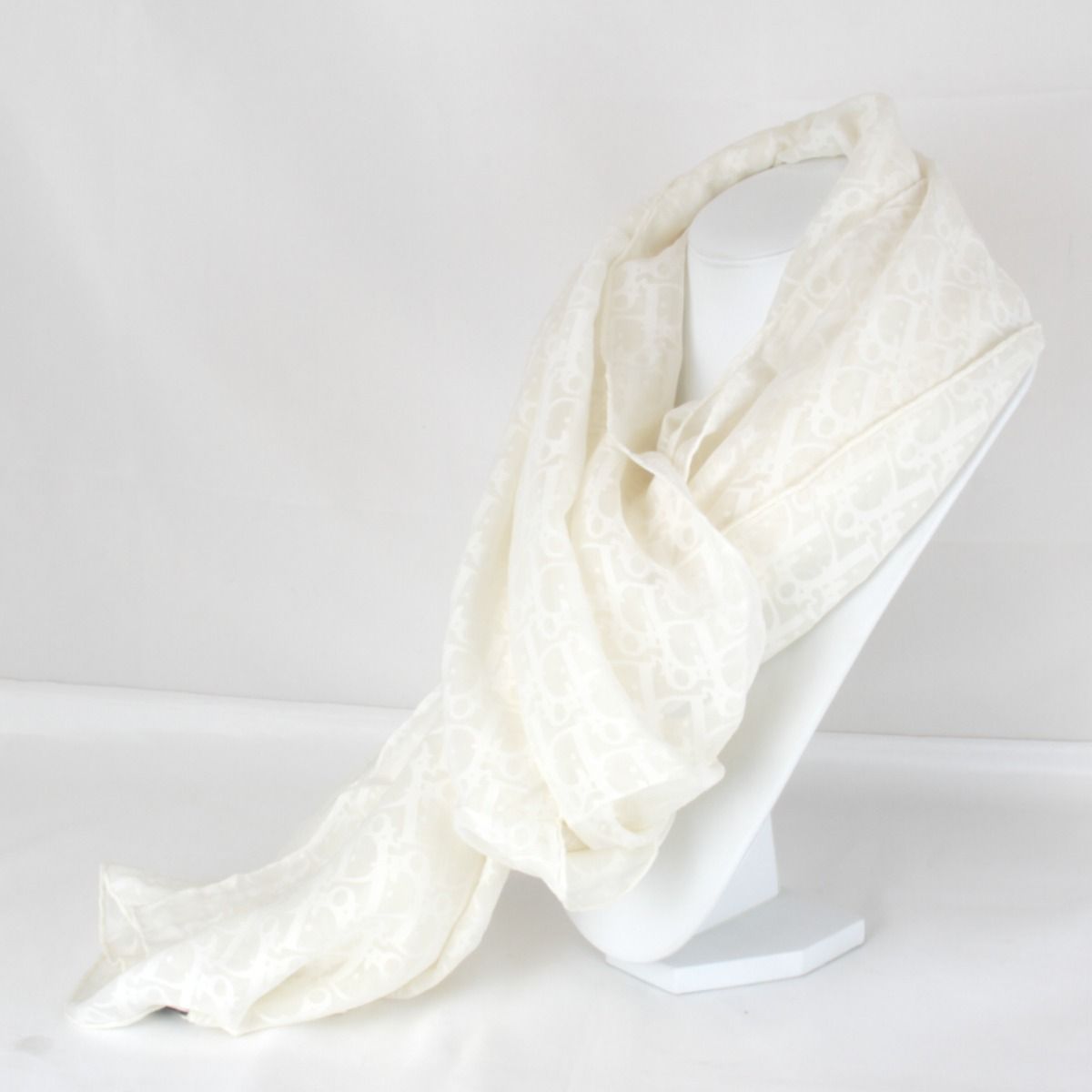 クリスチャンディオール　christian dior トロッター柄ストール 良品『USED』 クリスチャンディオール トロッター柄 ストール