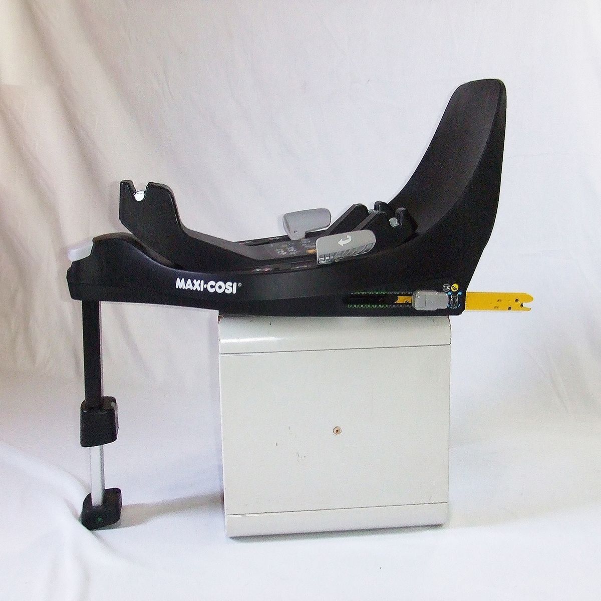 っ 厳選 マキシコシ ファミリーフィックス360 ISOFIX Maxi-Cosi チャイルドシート用 A.