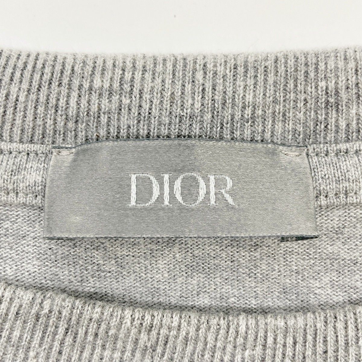 DIOR HOMME ディオールオム 21SS グレー ペイント加工ロゴ刺繍Tシャツ