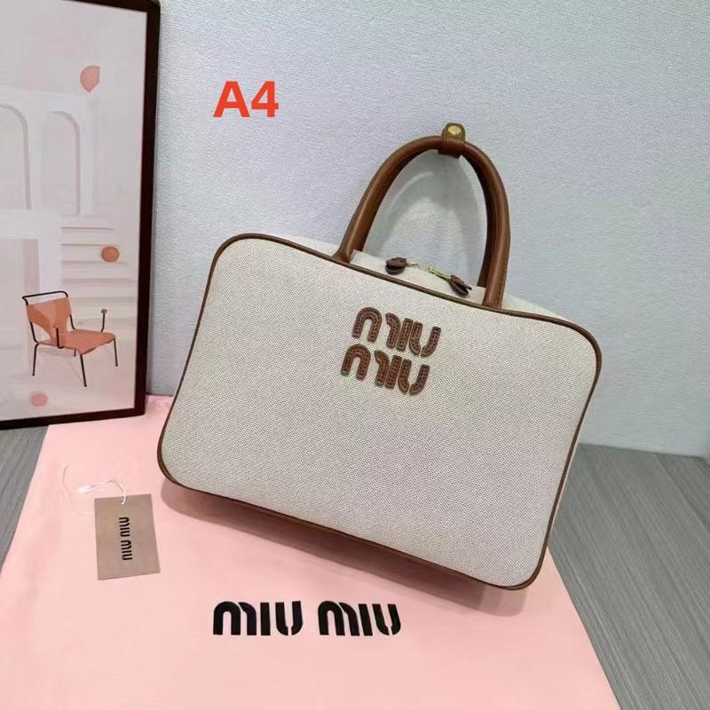 miumiu 人気 ストア バッグ