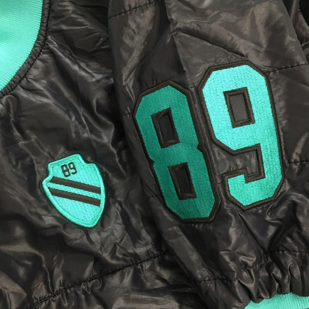 美品】パーリーゲイツ 中綿リバーシブルスニード 黒×ライトグリーン