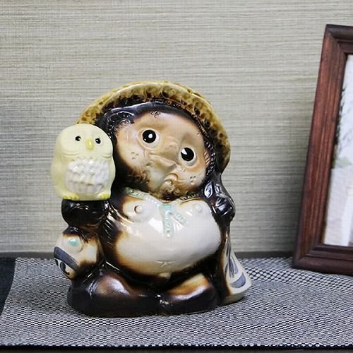 信楽焼 5号ふくろう持ち狸 信楽焼たぬき縁起物タヌキ 陶器タヌキ たぬき置物 やきもの しがらきやき 焼き物 狸 タヌキ 信楽 ta-0169