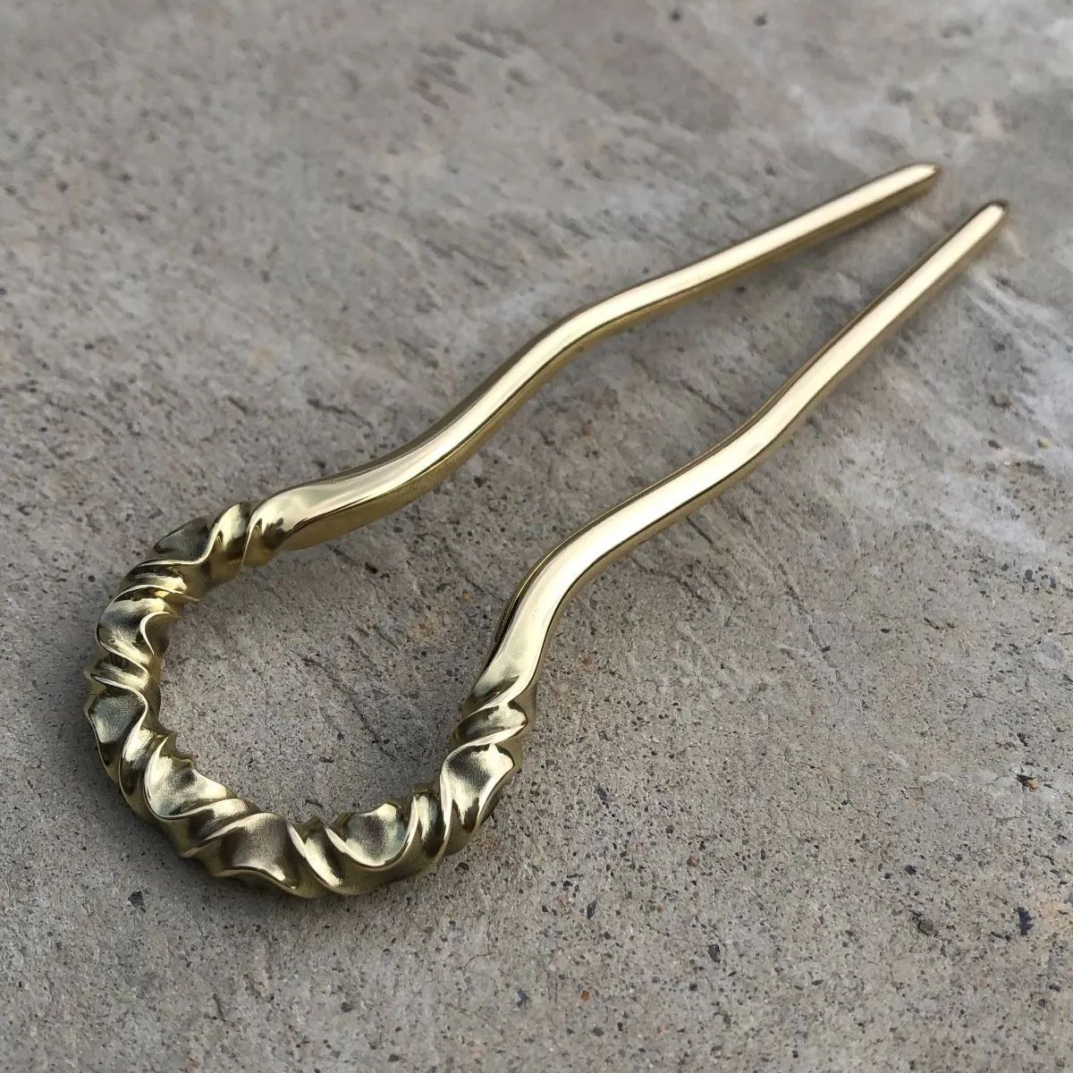 brass curved pattern hair stick large かんざし ヘアスティック ロングヘアー