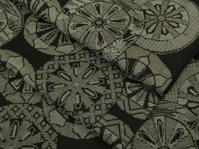 平和屋着物□極上 本場大島紬 割り込み絣 片輪車 逸品 DZAA8517kh5