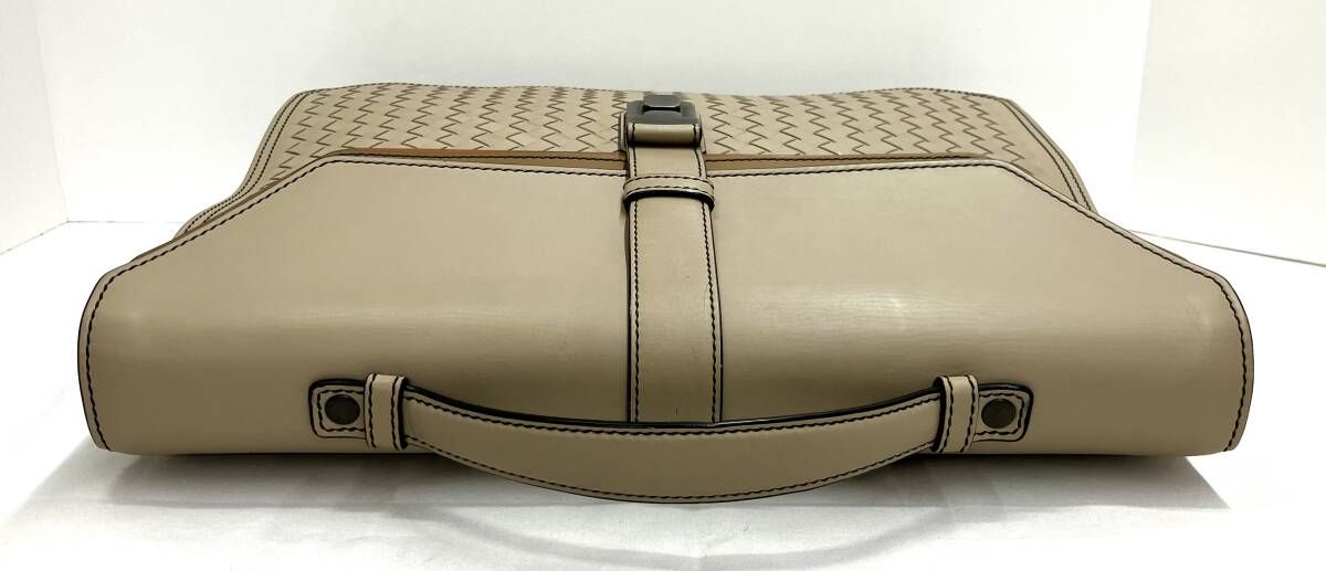 イントレチャート