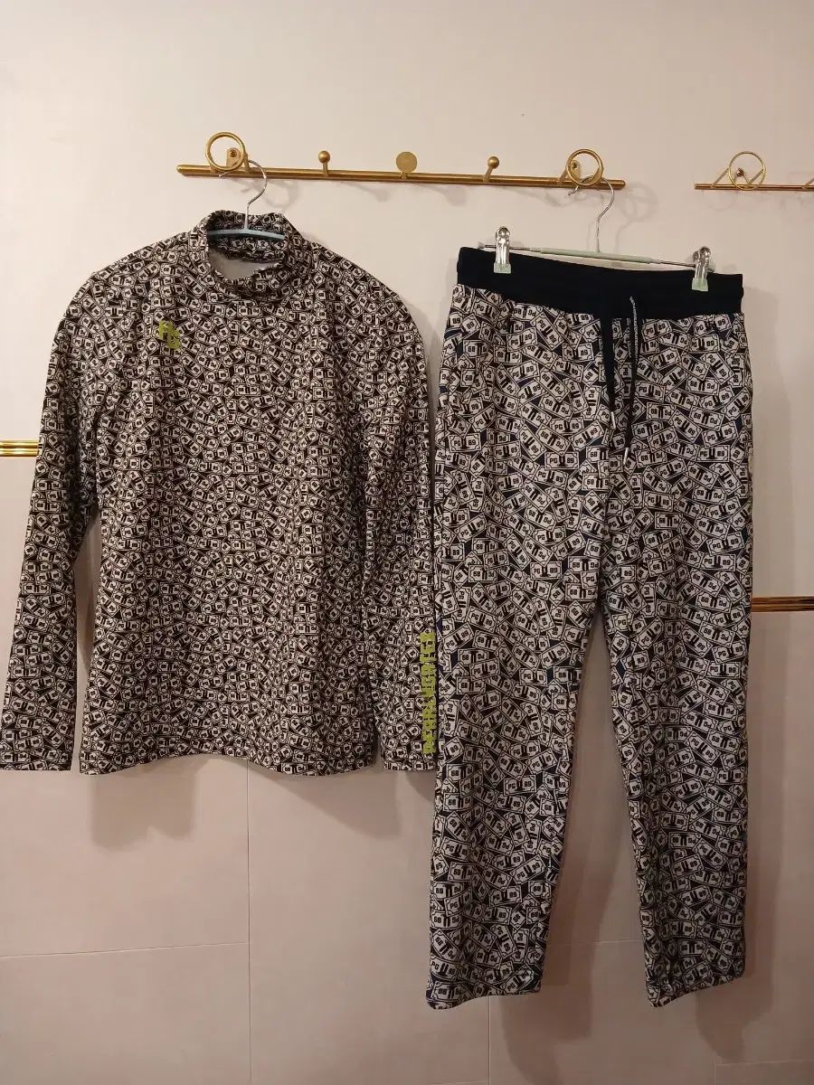 パーリーゲイツ 正規品 レディース 上下セット サイズ 1