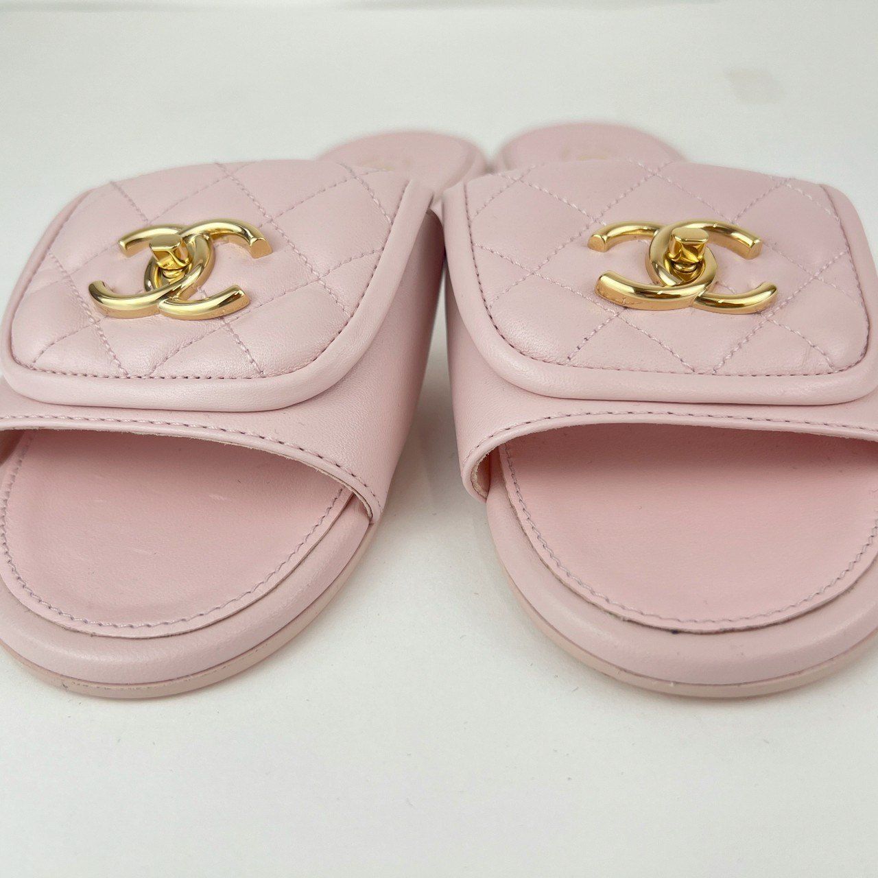 シャネル サンダル