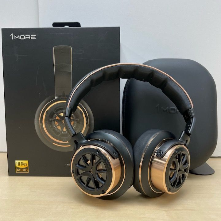 1MORE】Triple Unit Driver Headphone Gold - ヘッドフォン/イヤフォン