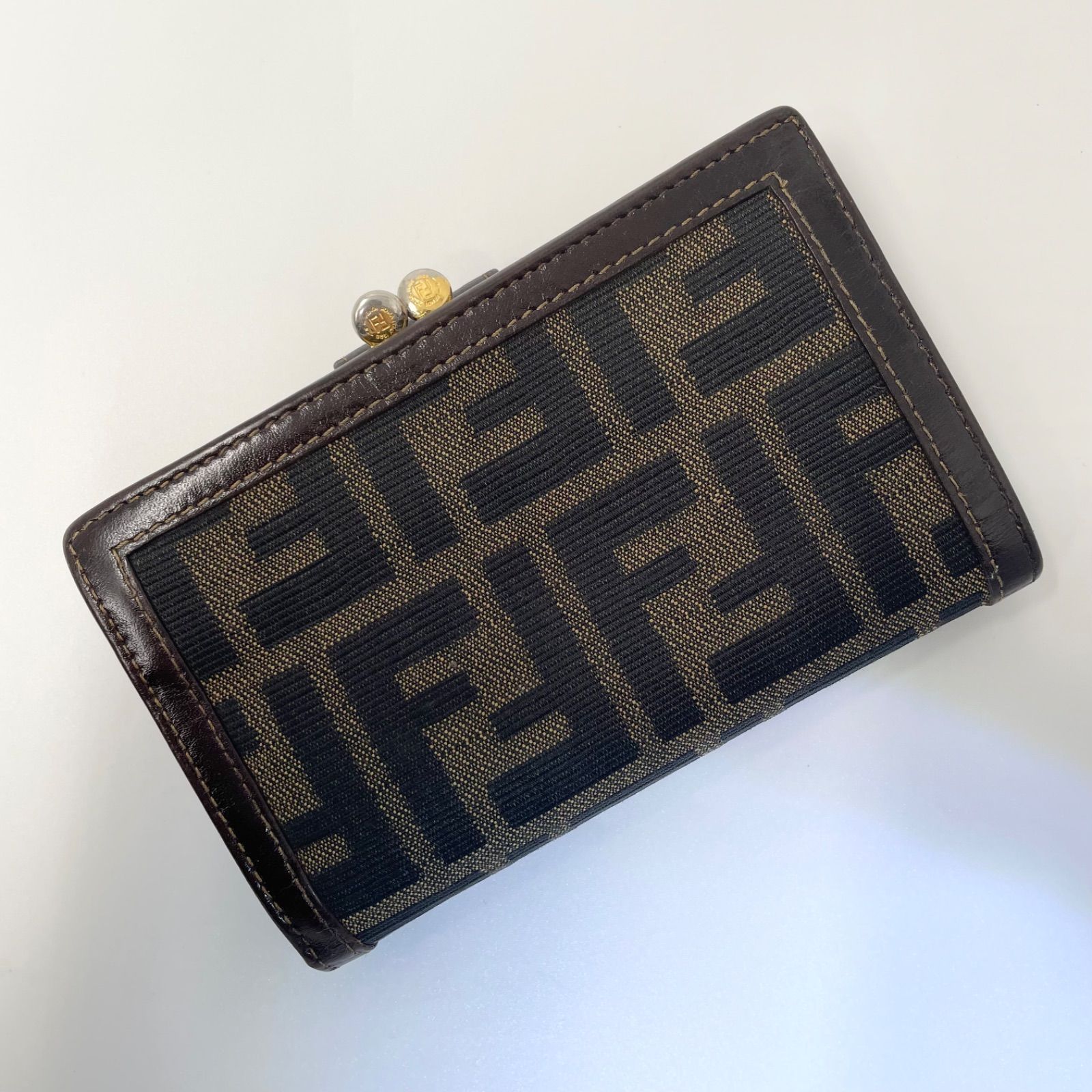 FENDI フェンディ 二つ折り財布 ズッカ コンパクト キャンバス マンマ FENDI - FENDI フェンディ 二つ折り財布 コンパクト型 ズッカ柄