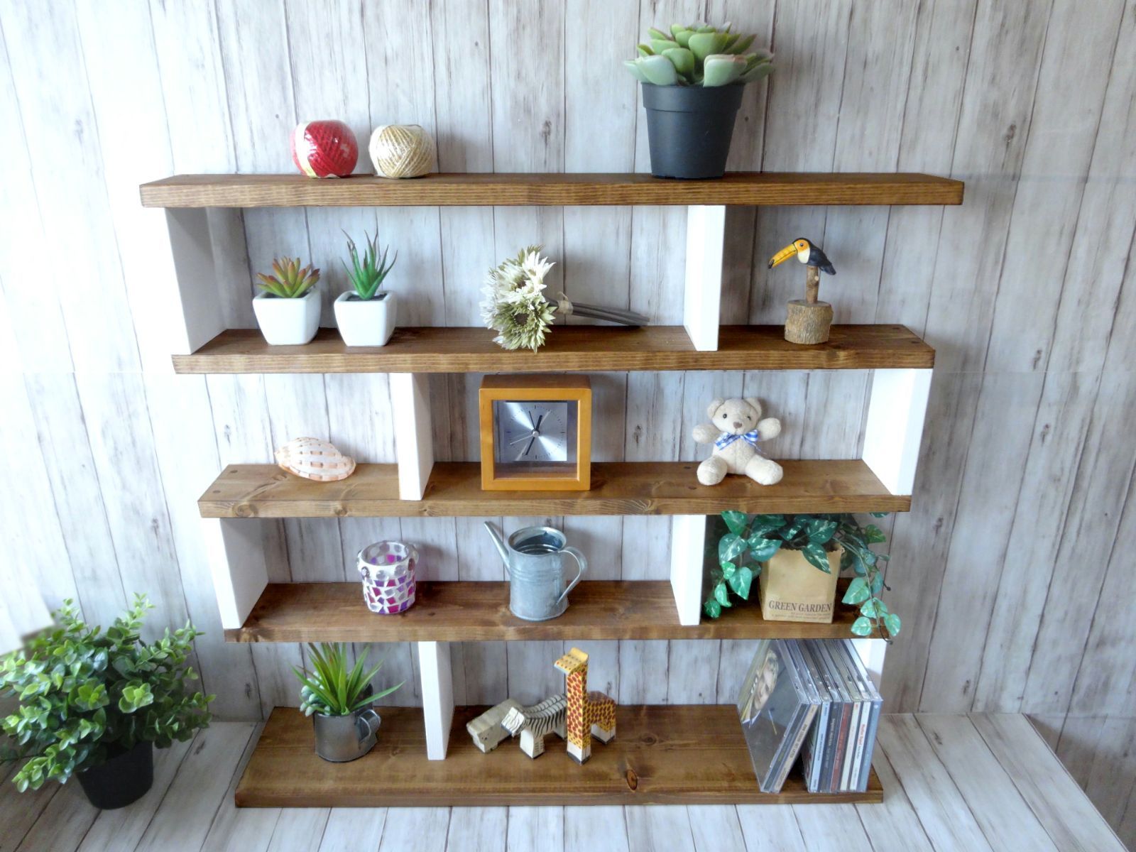 ハンドメイド ４段ラック チーク＆ホワイト WWW_NOITHATQUANGTHANH_NET